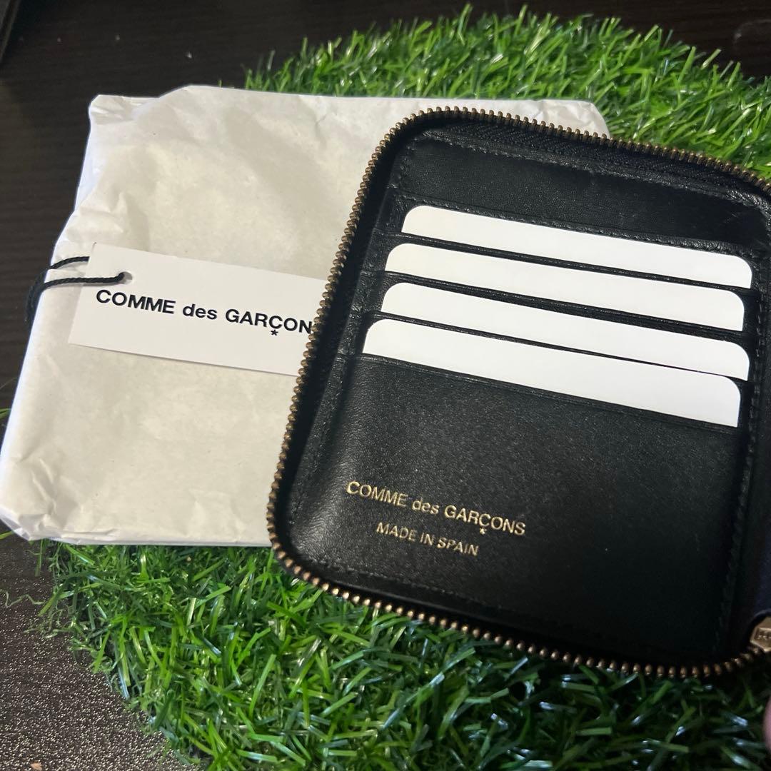 コムデギャルソン　ブラック二つ折り財布　SA2100