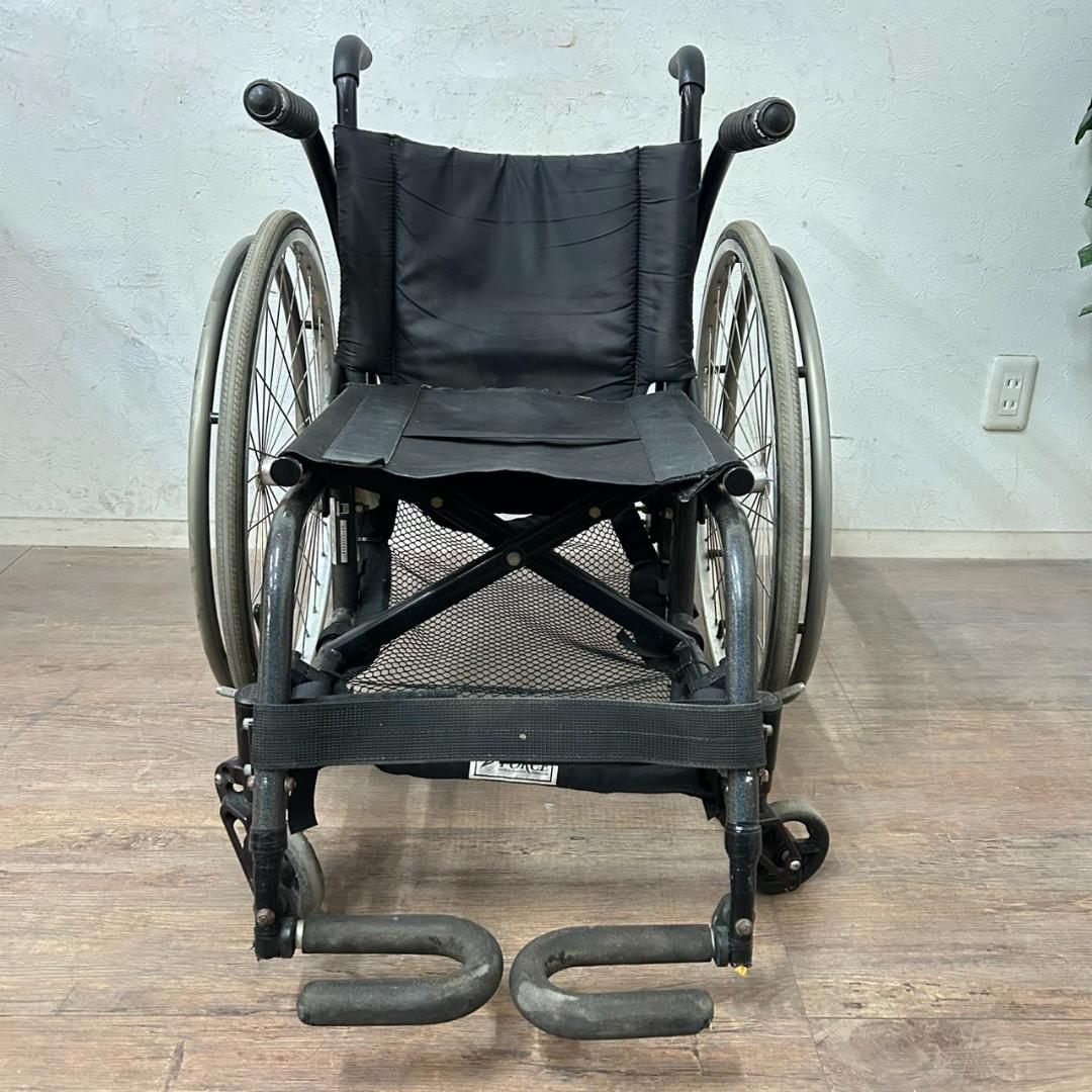 メディカル　折りたたみ式 QUICKIE　車いす　　自走兼介護