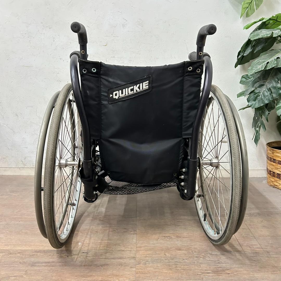 メディカル　折りたたみ式 QUICKIE　車いす　　自走兼介護