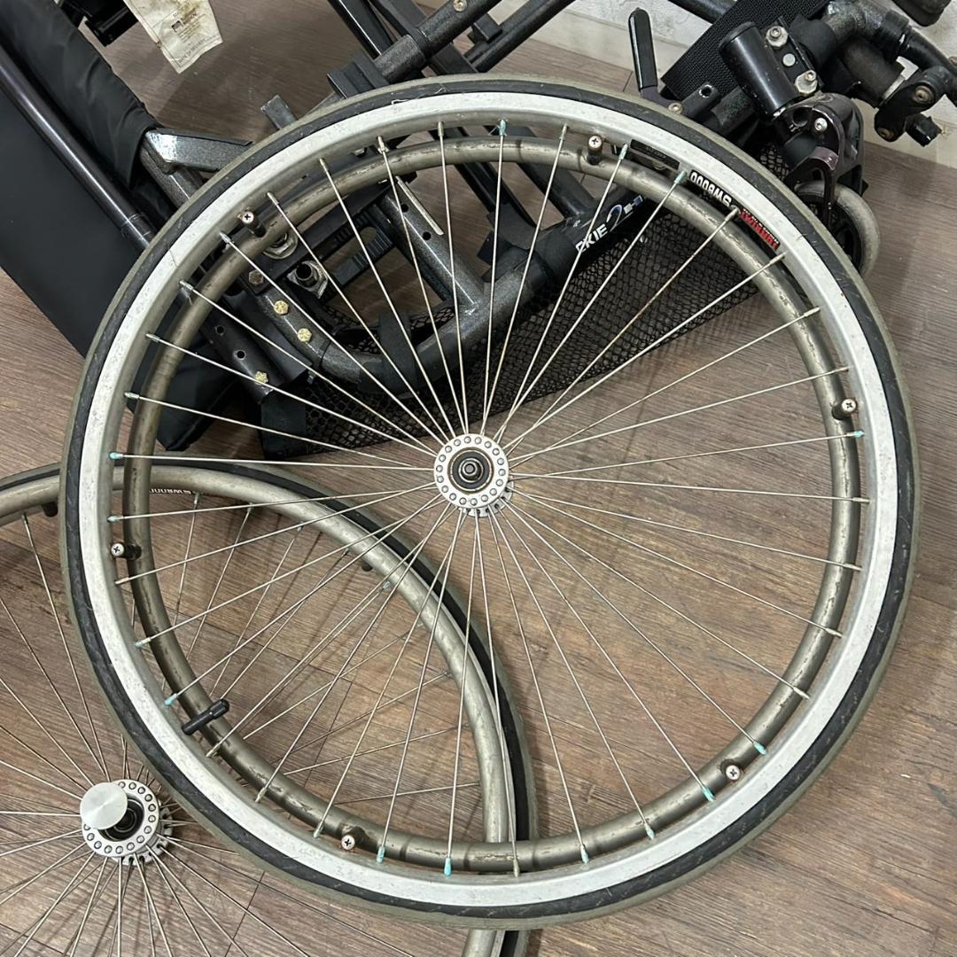 メディカル　折りたたみ式 QUICKIE　車いす　　自走兼介護