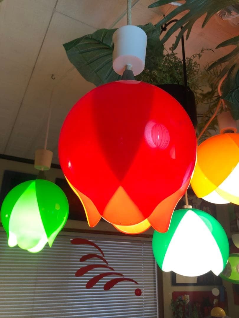 値下げ中〜今日だけ〜 レトロ　チューリップ　ペンダントライト　赤