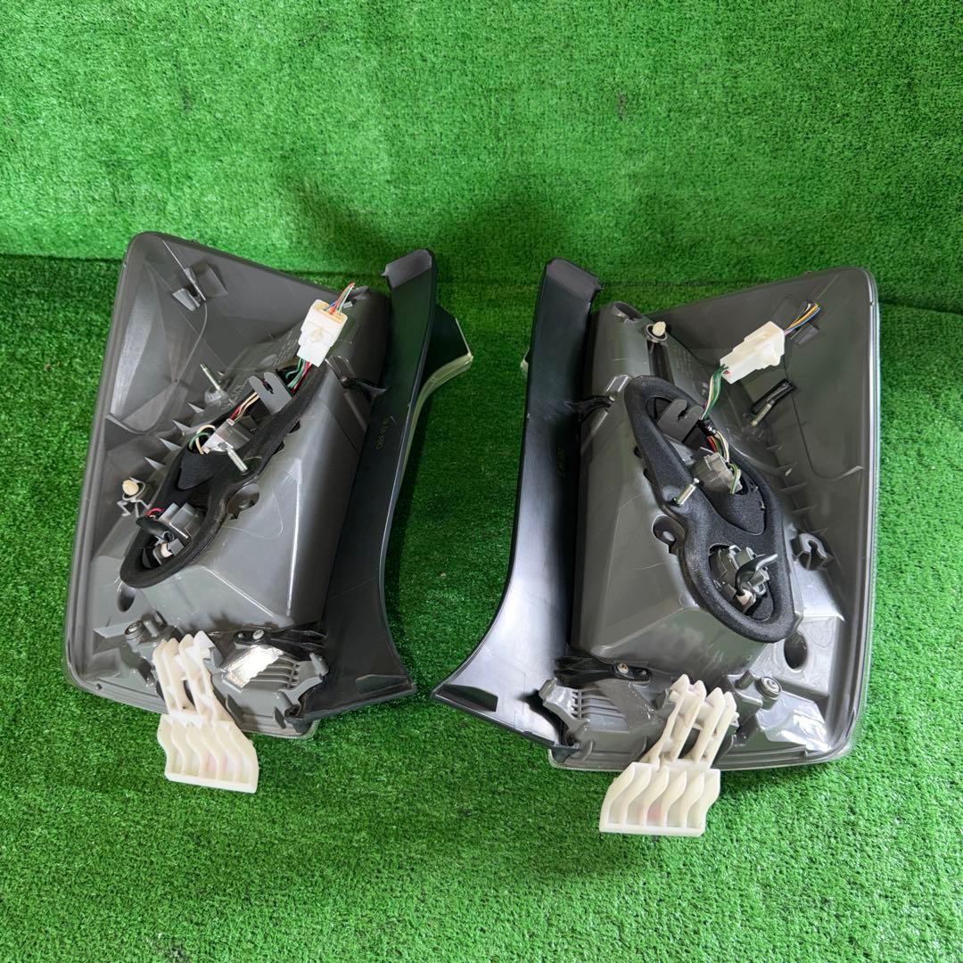 プリウス 30系LED テールランプ セット