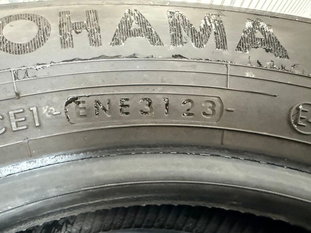 attヨコハマスタッドレス145／80R13 75Q