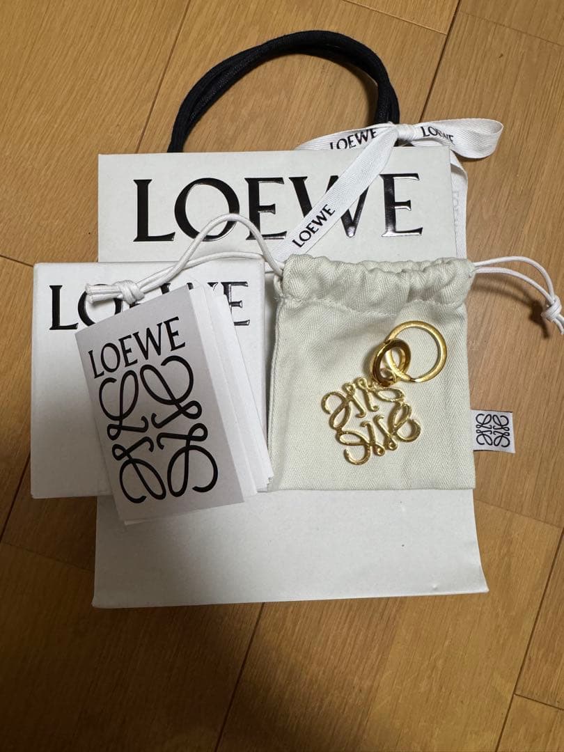 LOEWE ゴールド キーホルダー キーリング　美品