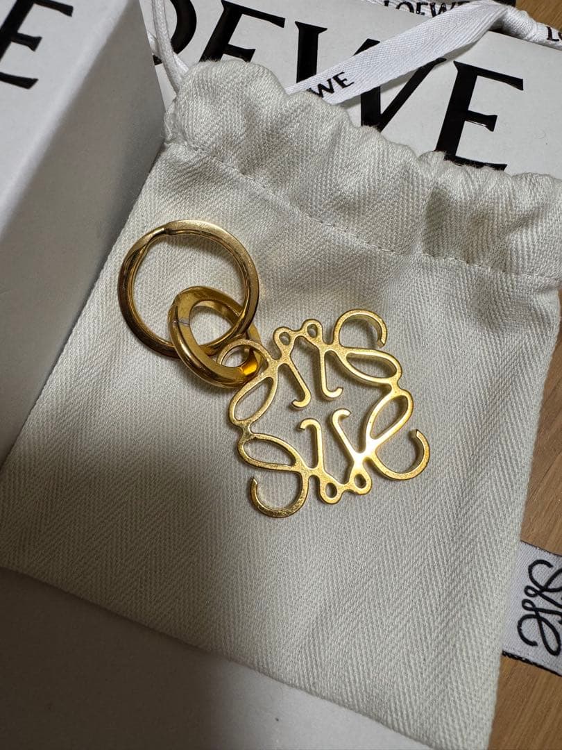 LOEWE ゴールド キーホルダー キーリング　美品