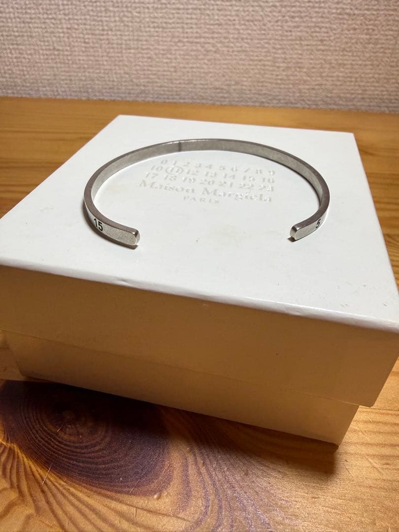 MaisonMargiela ナンバリング　カフブレスレットルMサイズ