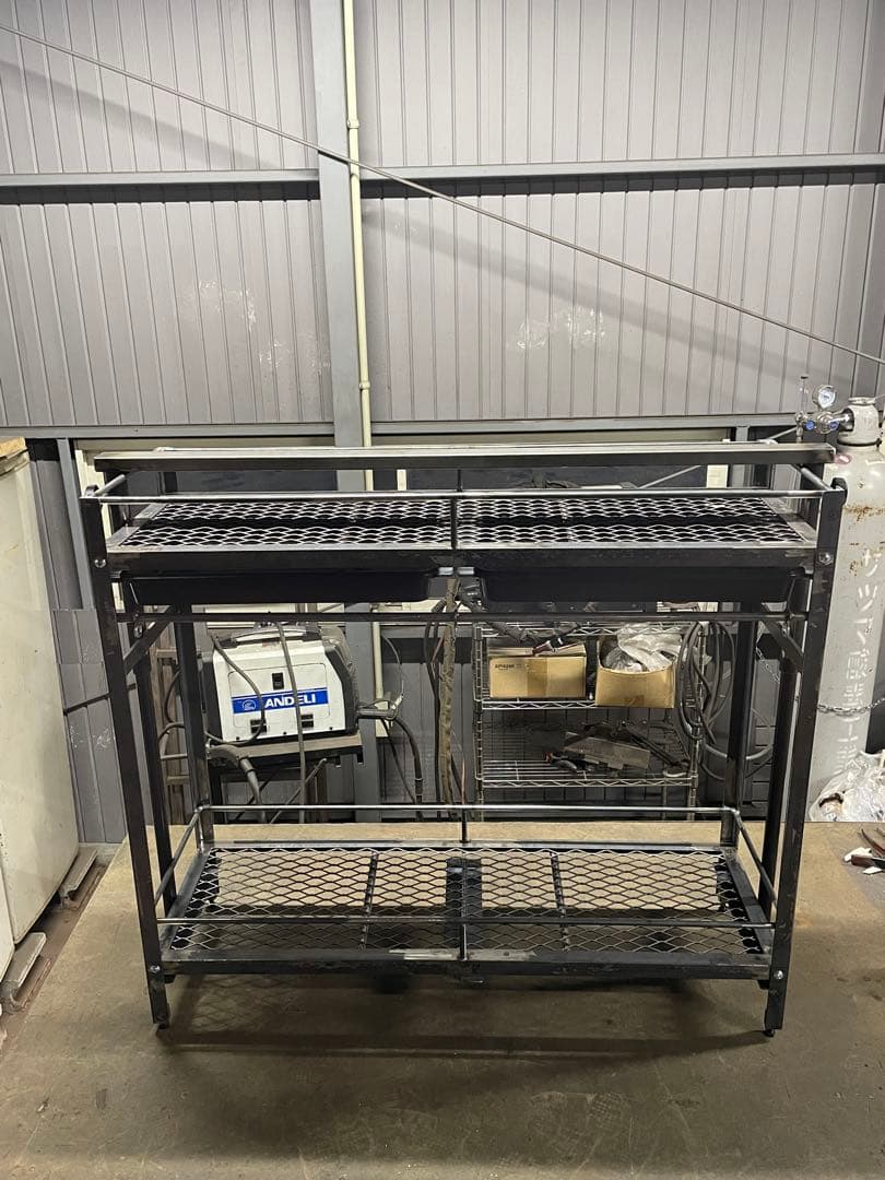 塗装前完成品　1台限定　アイアン植物棚　アイアンシェルフ　キャスターおまけ付