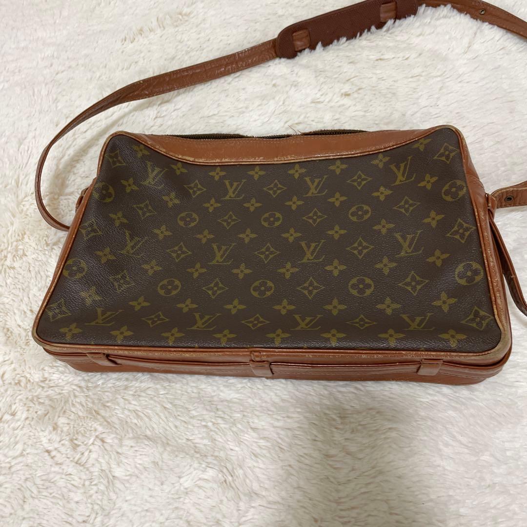 LOUIS VUITTON サックバンドリエール ショルダーバッグ モノグラム