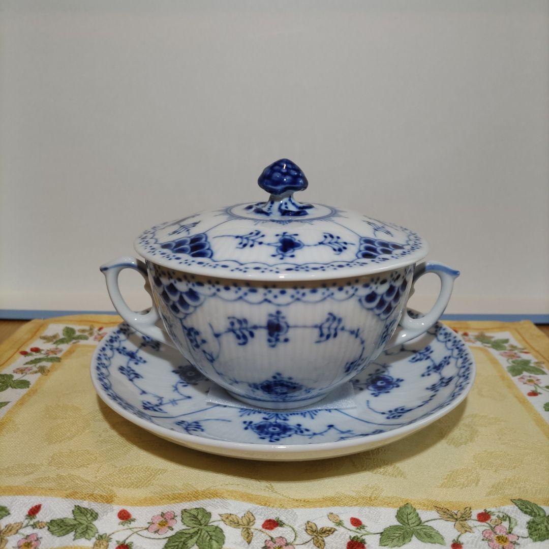 【未使用】ロイヤルコペンハーゲン　ブルーフルーテッド　ハーフレース　スープカップ