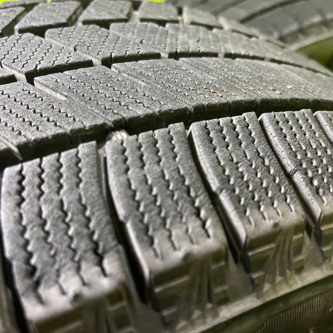 kimbox1 ① 2本 VRX3 215/50R17 23年製　溝有り！