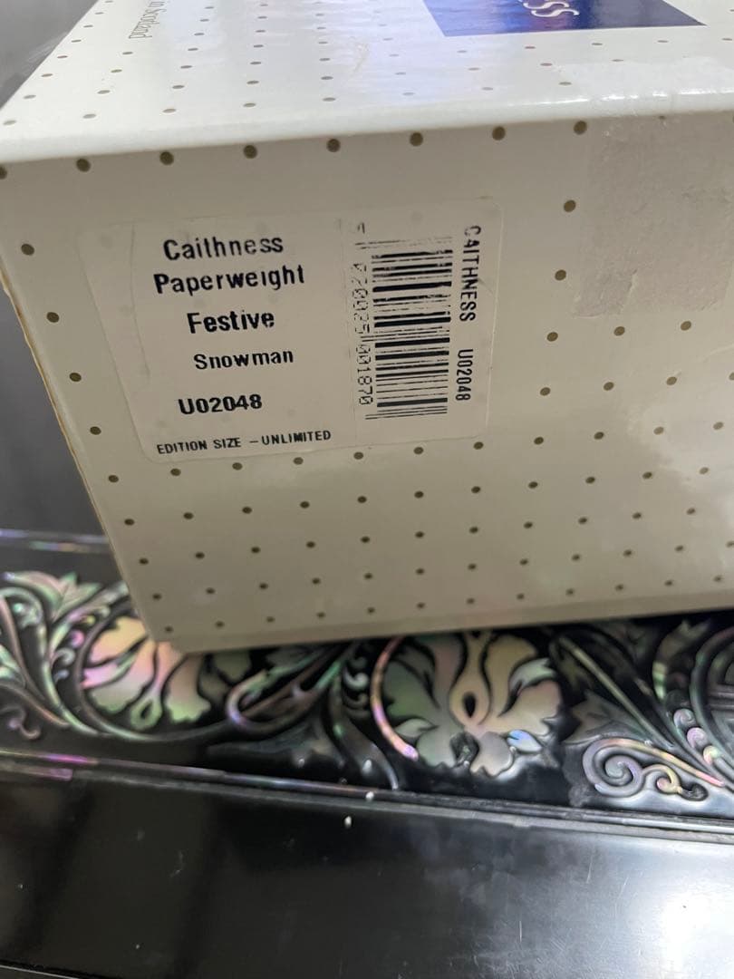 ケイスネス 社スノーマン ペーパーウェイト