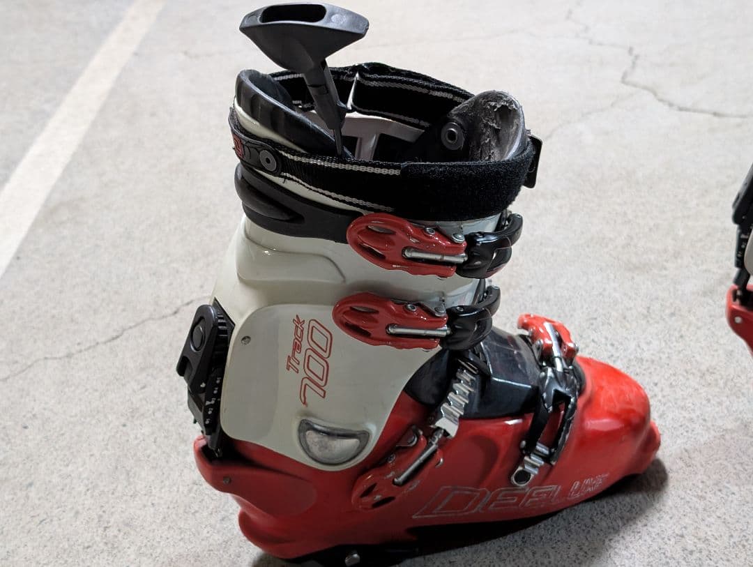 DEELUXE track700 アルペンブーツ INTECワイヤー付