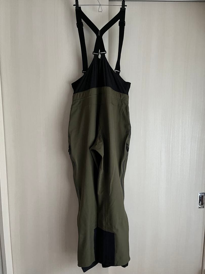 MOUNTAIN HARDWEAR BIB pants Lサイズ