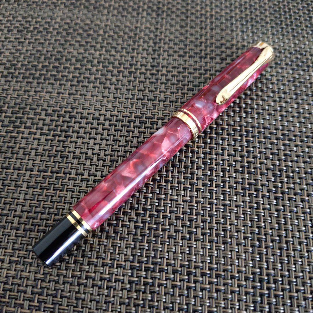 ペリカンスーベレーン　M320　ルビーレッド　万年筆