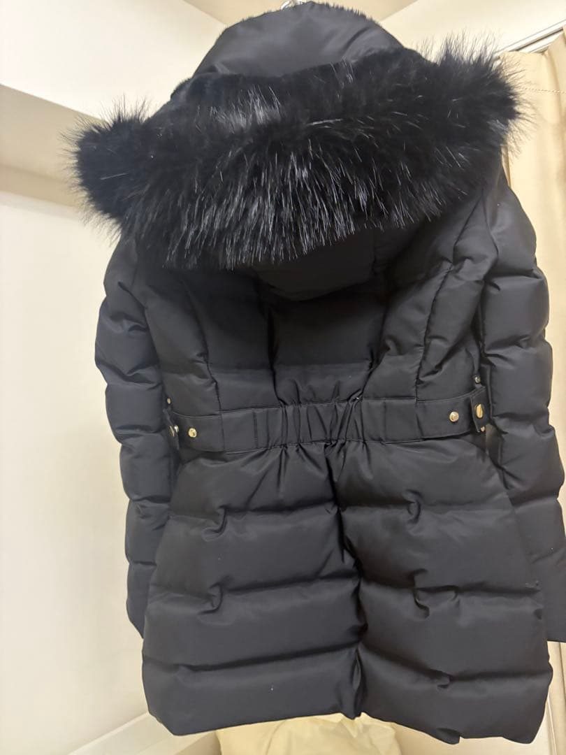 ZARA フード付きブラックダウンジャケット