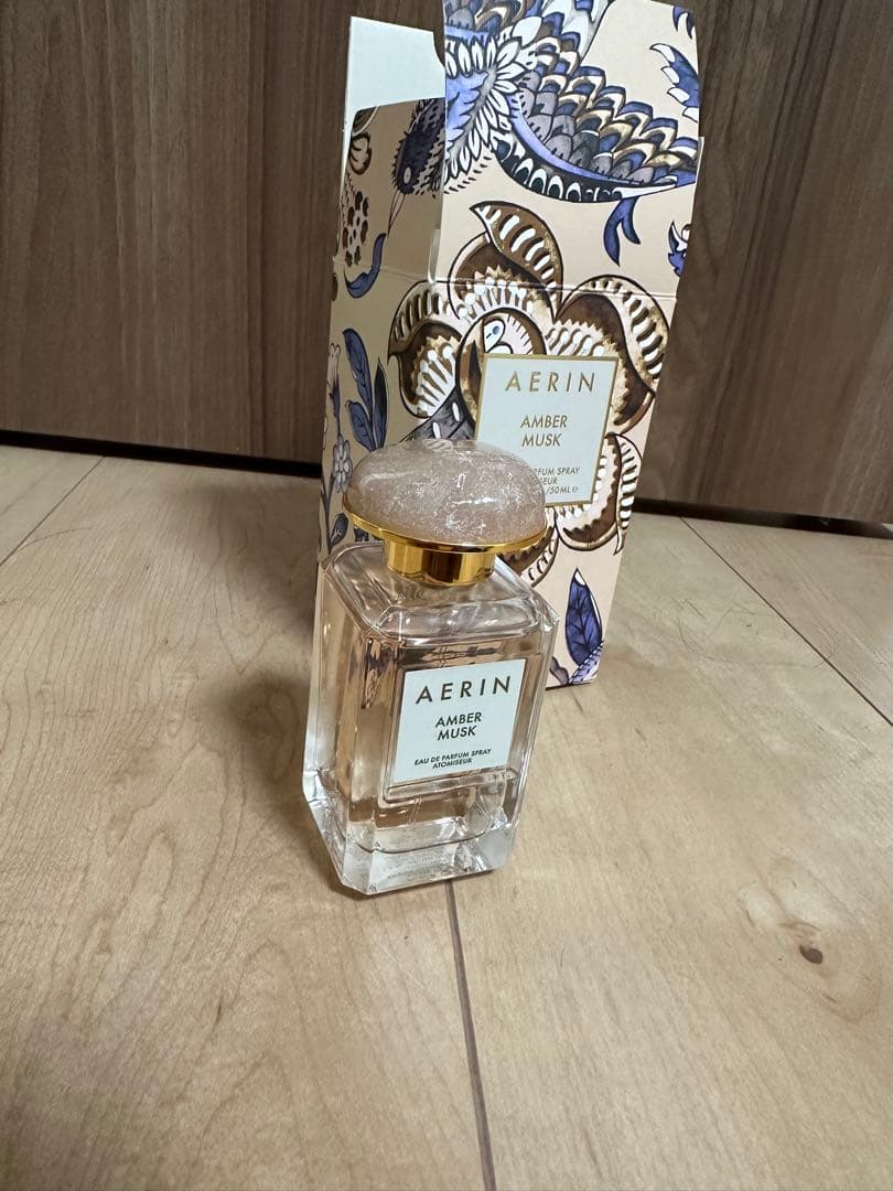 エスティローダー AERIN アンバー ムスク 香水