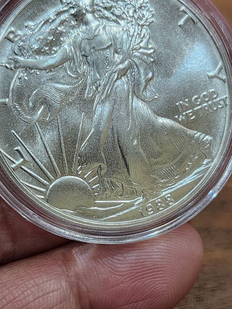 イーグル銀貨　1988年　ウォーキングリバティ　1オンス　oz　記念硬貨　純銀