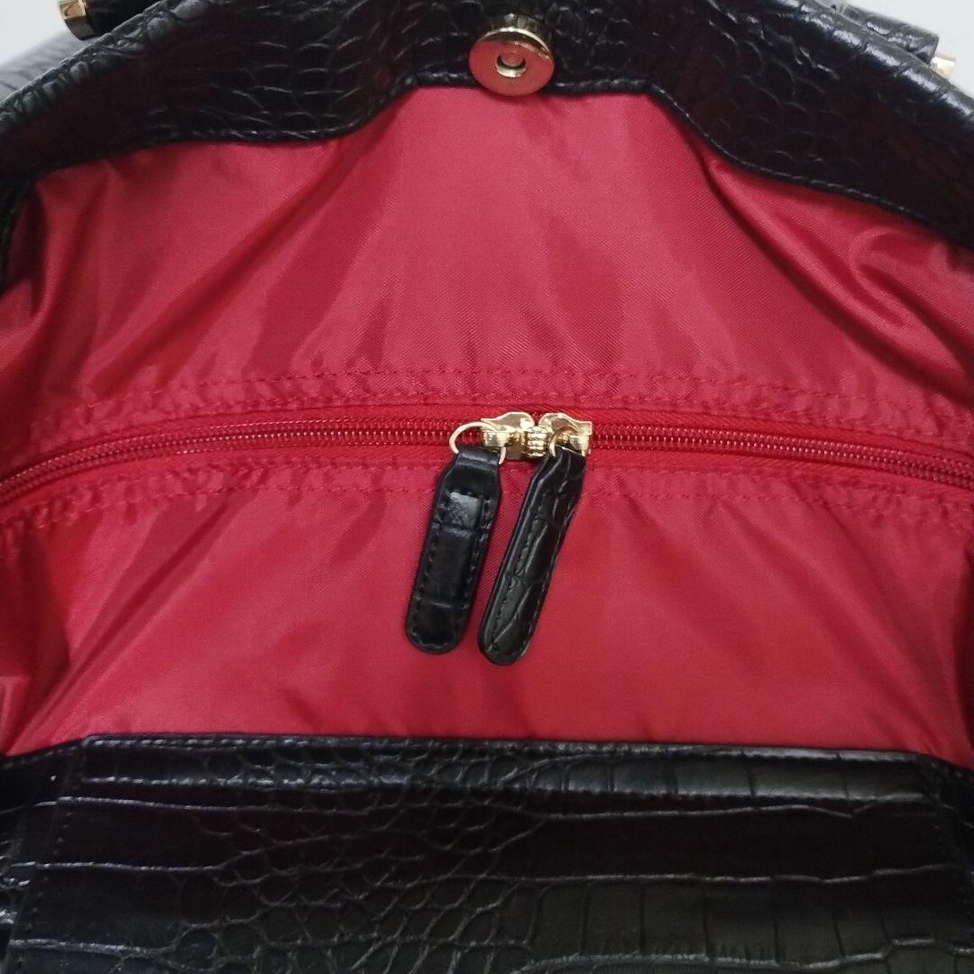 黒 クロコダイル調 キャリーケース