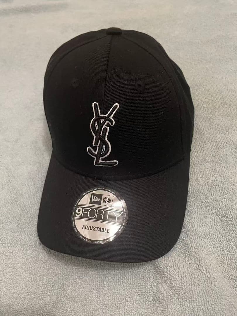 YSL ブラック ベースボールキャップ アジャスタブル