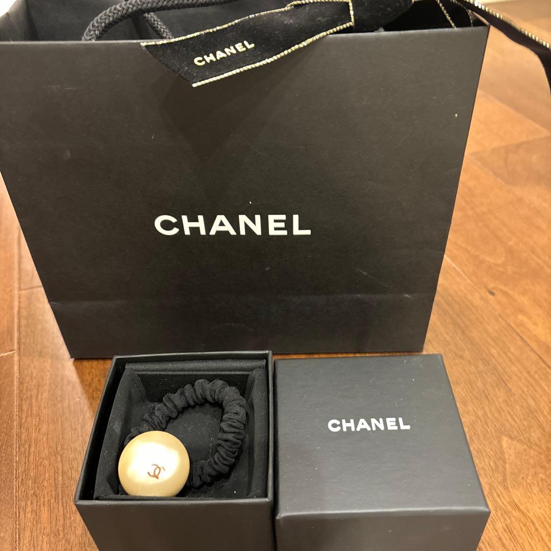 CHANEL ビッグパール　ヘアゴム