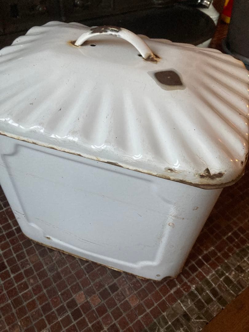 琺瑯ブレッドボックス　★アンティーク