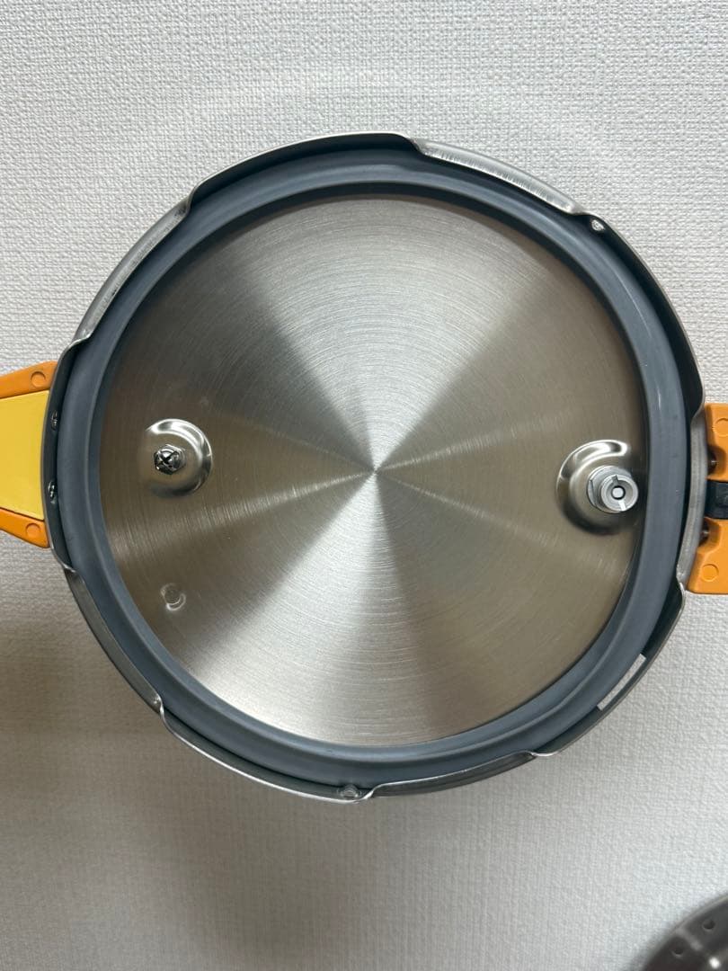 【送料込み】松居一代　圧力鍋3L マジッククッキング　18-8ステンレス製