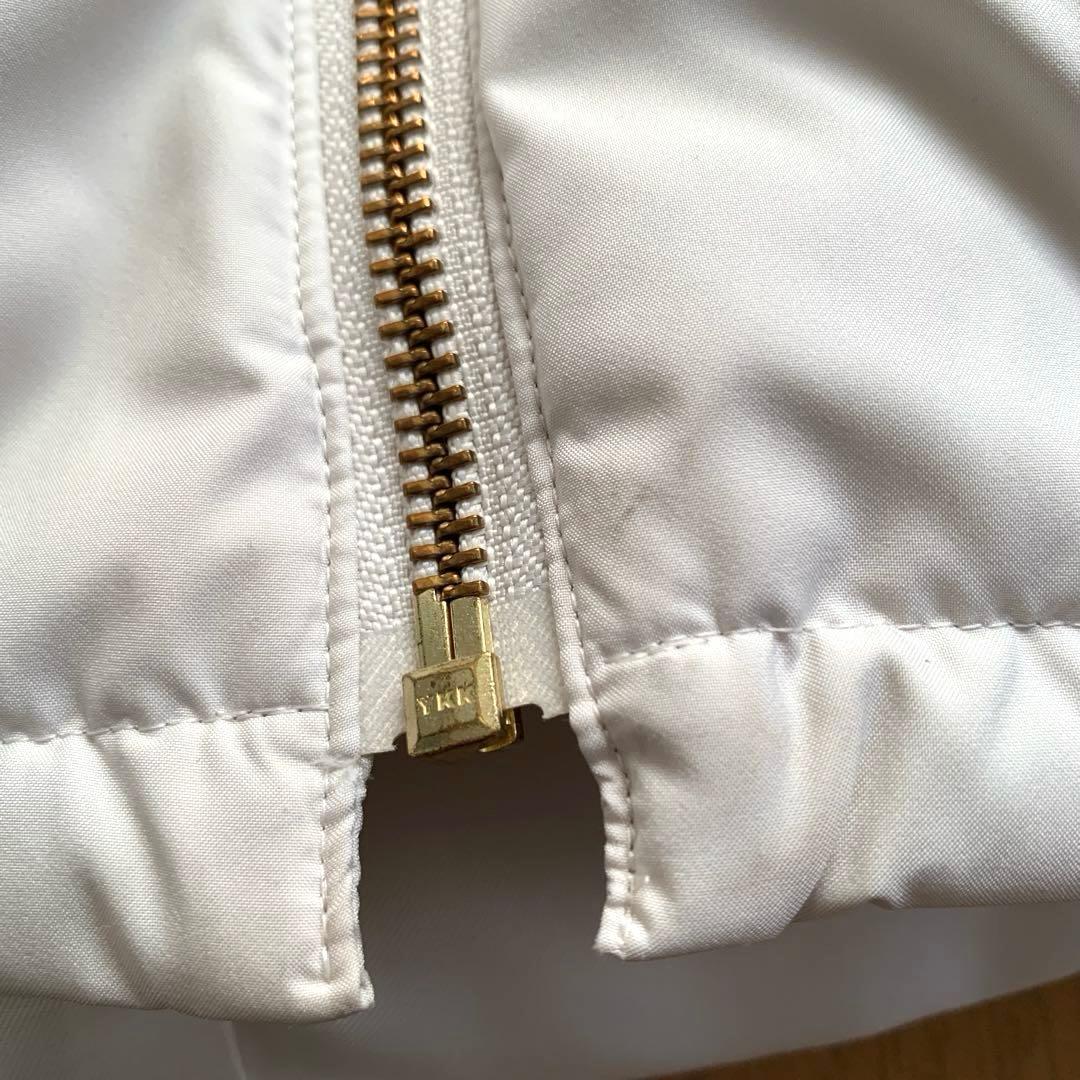 美品 ブルーレーベルクレストブリッジ BLUE LABEL ダウンベスト 白