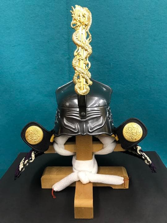 忠保 二分の一 龍剣前立 兜