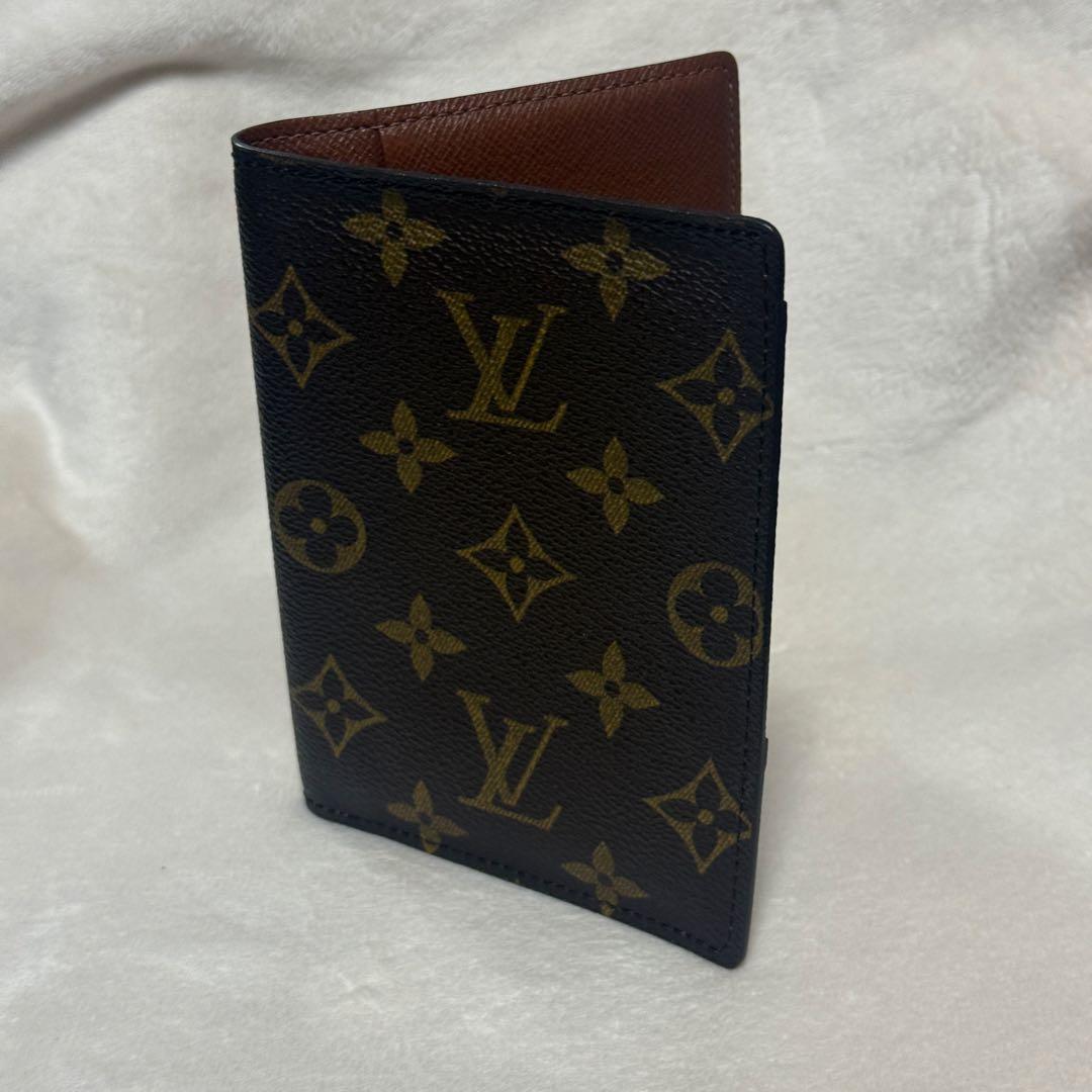 ルイヴィトン パスポートケース