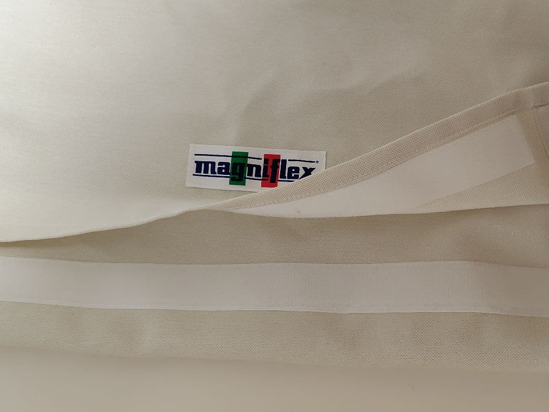 美品！マニフレックス フラットピッコロ　 エリオセル使用