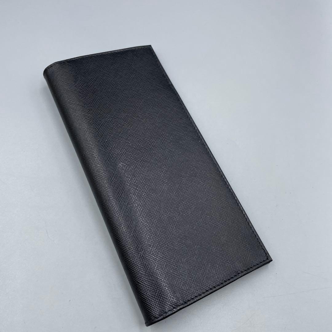 25未使用　PRADA ブラック 長財布 箱付き