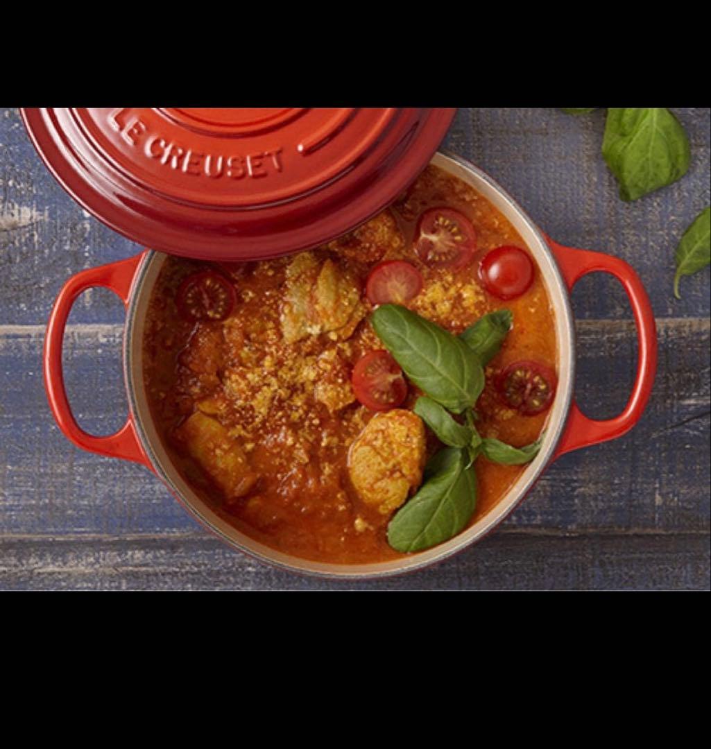 ルクルーゼ ココットロンド 24cm シルバーツマミ　両手鍋　ホーロー　鋳物