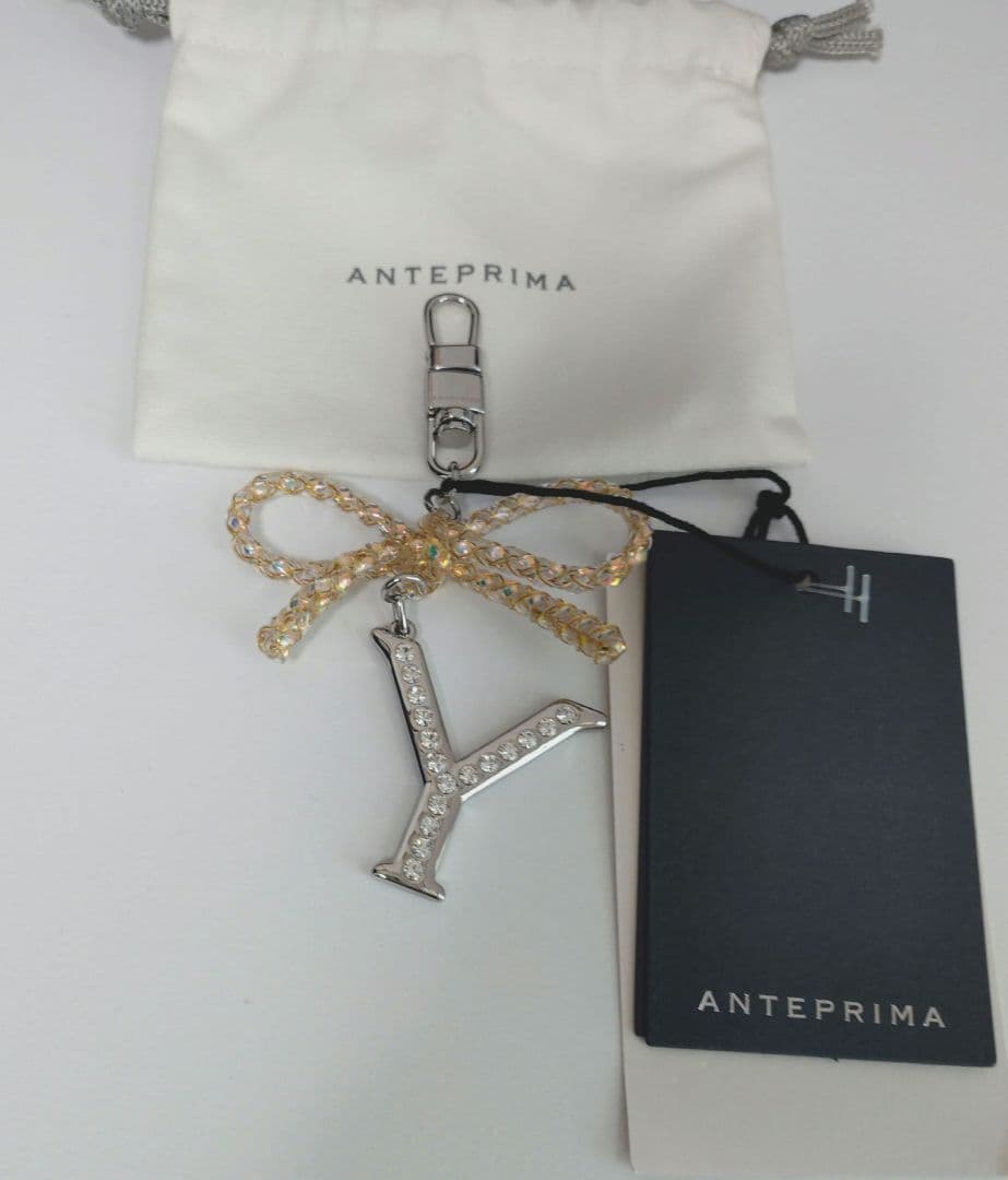 ☆未使用タグ付き最終価格☆アンテプリマYイニシャルチャームキーホルダー