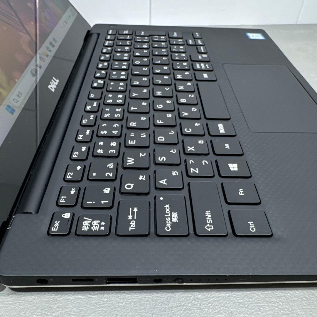 【高性能】DELLXPS13☘️corei7☘️NVMe512GBメモリ16GB