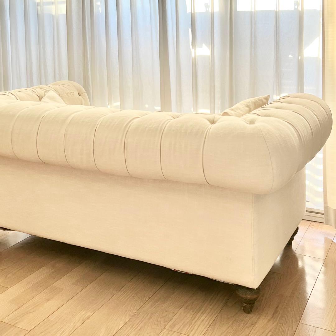 レア物【完売】kinoチェスターフィールドスタイル ラブソファー アイボリー