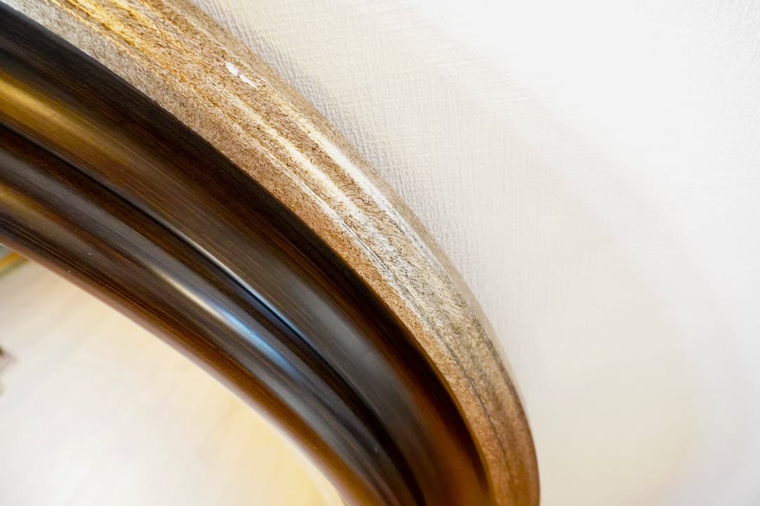 イギリス 円形壁掛けミラー