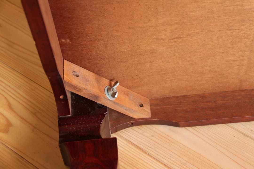 送料込み　大型　座卓　テーブル　横幅約150㎝