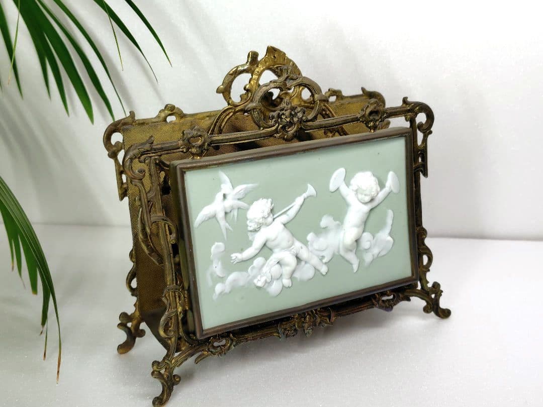 アンティーク　磁器の天使のレリーフ付き　真鍮　製　レター　スタンド