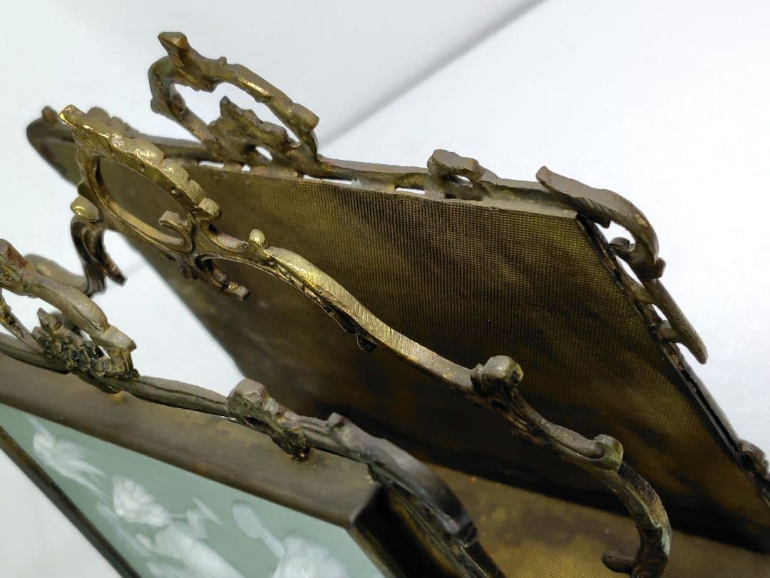 アンティーク　磁器の天使のレリーフ付き　真鍮　製　レター　スタンド