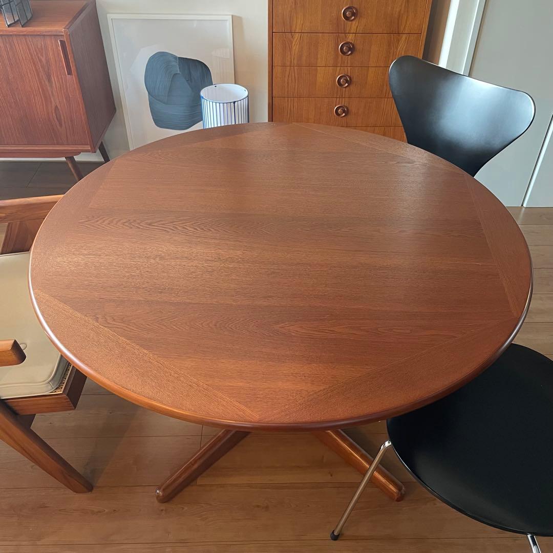 ACME Furniture アクメファニチャー ラウンドテーブル