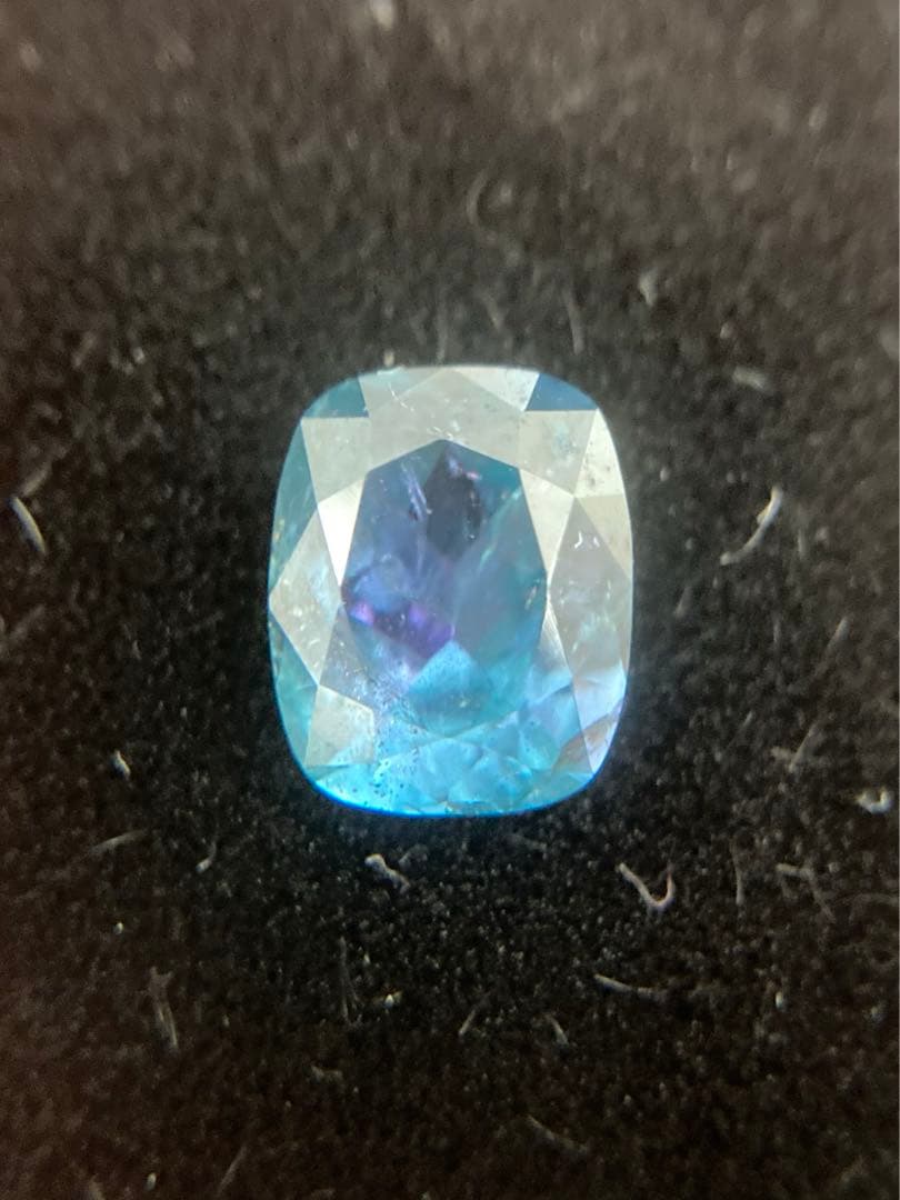 コーネルピン　0.992ct
