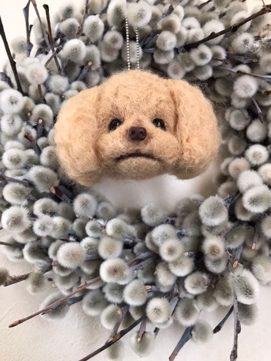 羊毛フェルト　トイプードル　キーホルダー