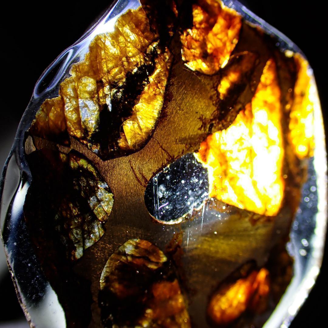 天然石 パラサイト隕石 原石 水晶 結晶 丸玉 ポイント 鉱物 パワーストーン