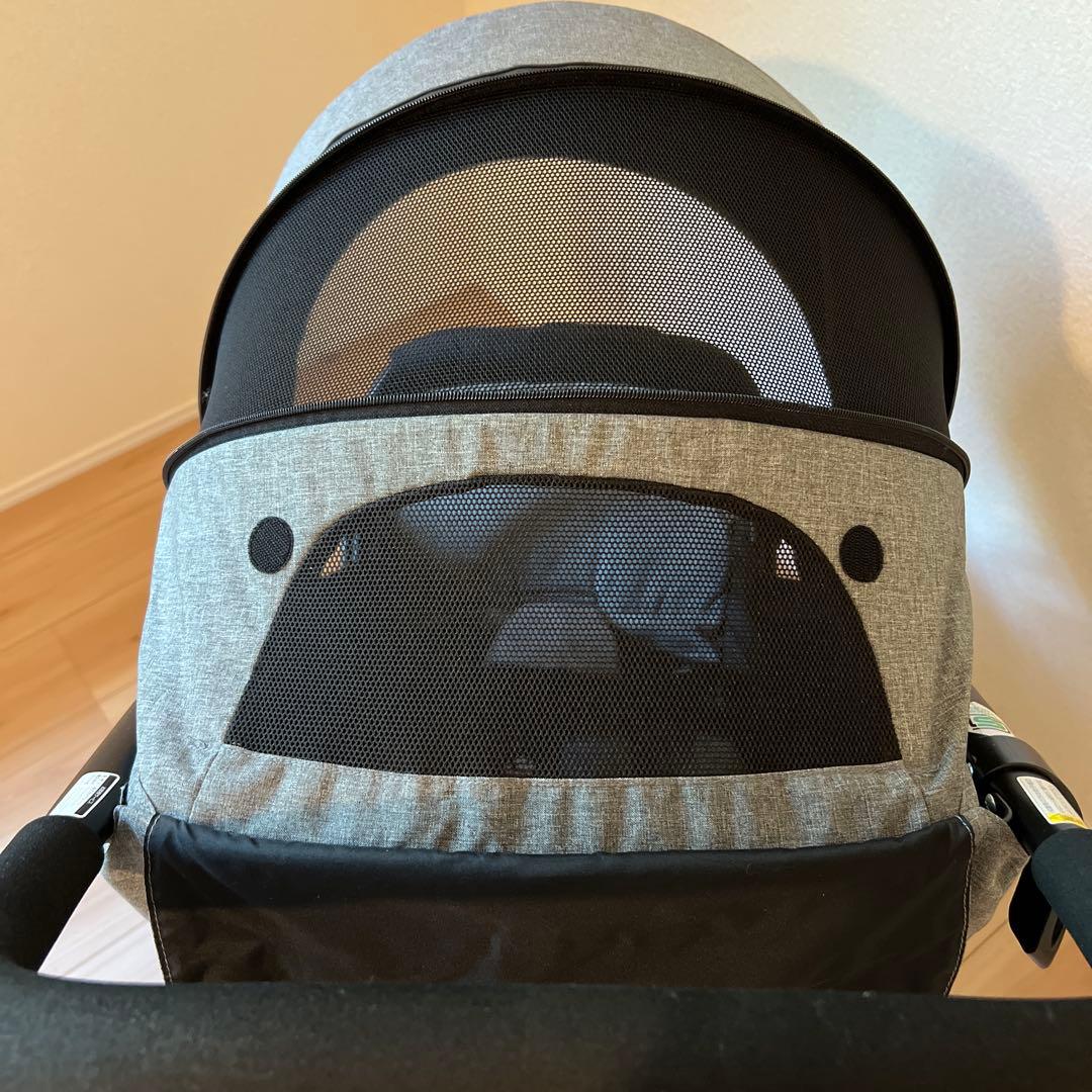 Joie ジョイー　ライトトラックスエアー