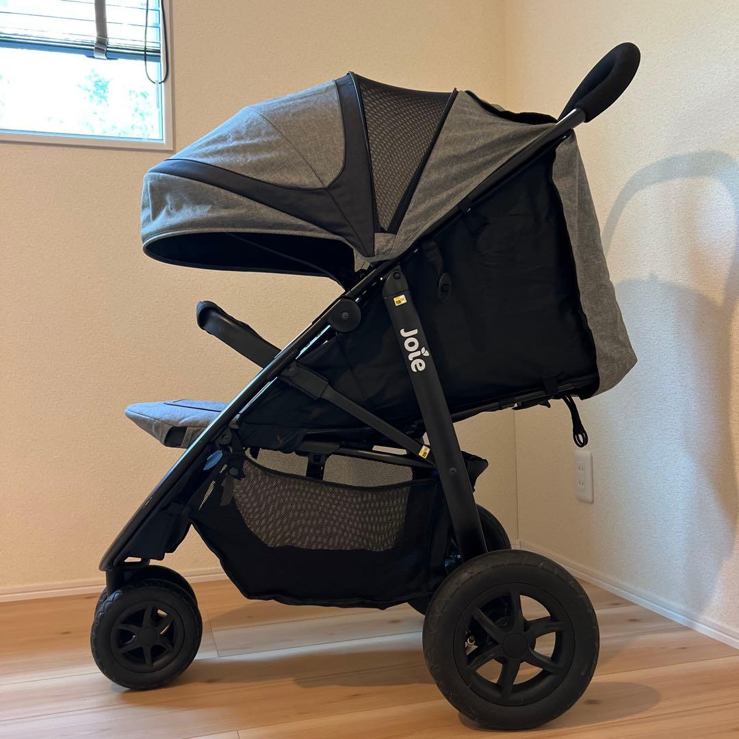 Joie ジョイー　ライトトラックスエアー