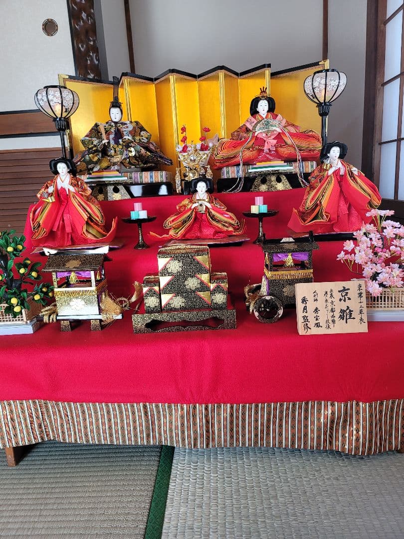 雛人形　三段飾り