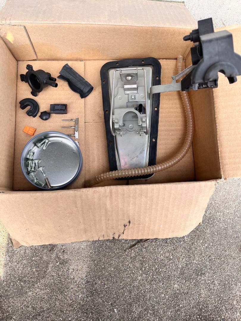 ハーレーダビッドソン　フロントフェンダー　タンクセット売り