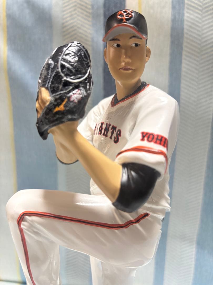 菅野智之 フィギュア 18 GIANTS
