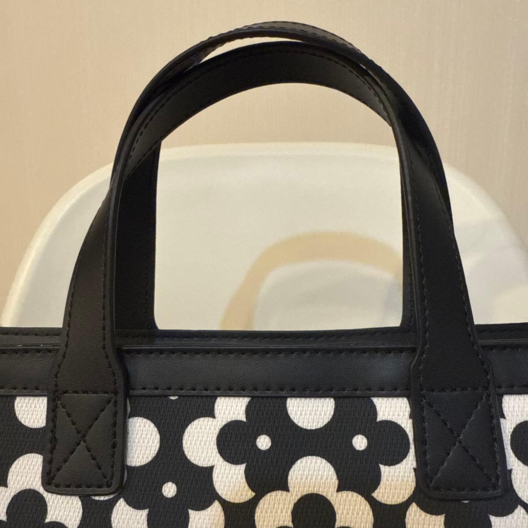 【とね】パーリーゲイツ　ジオメトリック　フラワー柄　カートバッグ