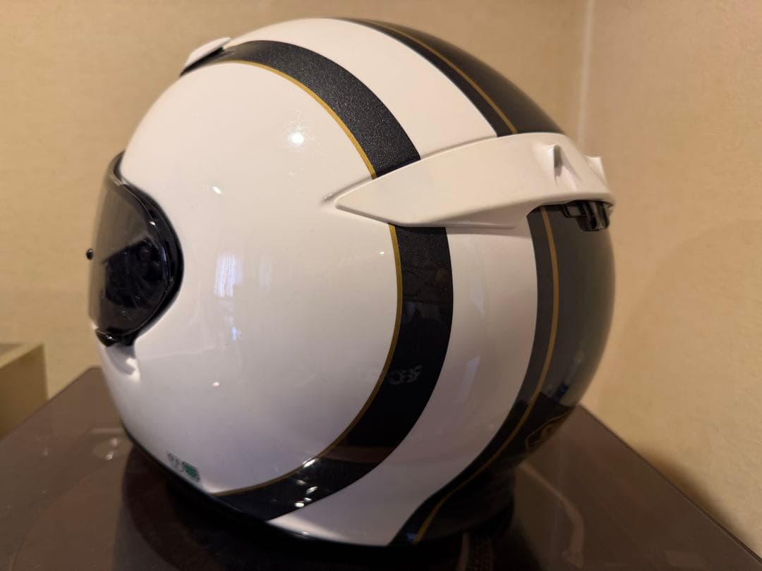 SHOEI フルフェイスヘルメット Z6 ホワイト/ブラック